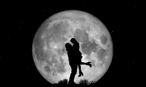 Simpatia da lua cheia para atrair o amor
